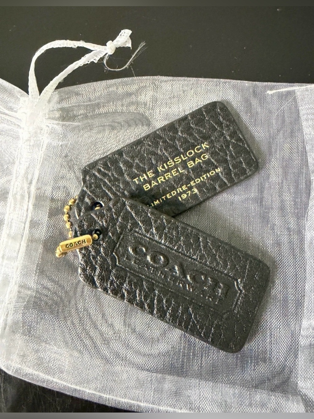 COACH Ltd Edition Black Leather Bag Charm/ Hang Tag Chain/ Kisslock Barrel Bag
